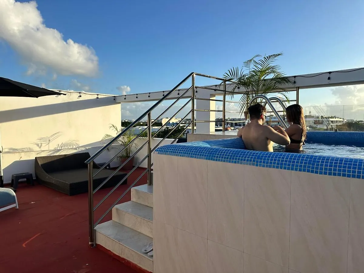 Mayasol Con Rooftop E Piscina Privata プレヤデルカーメン 0*,  メキシコ